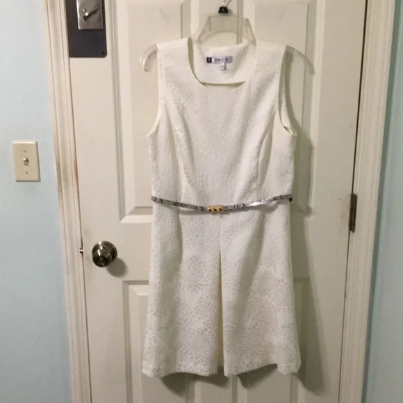 Jennifer Lopez J Lo White Ivory Textured Dress Reptile Belt L XL 14 - Picture 1 of 11